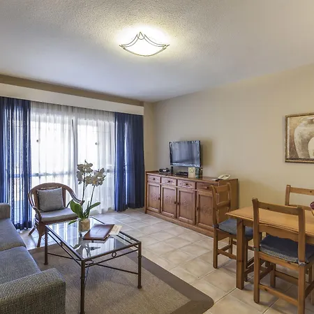 Amigos Club Aparthotel 3*