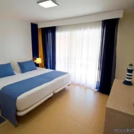 Apartahotel Amigos Club 3*