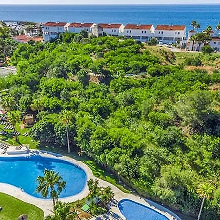 Apartahotel Amigos Club 3*